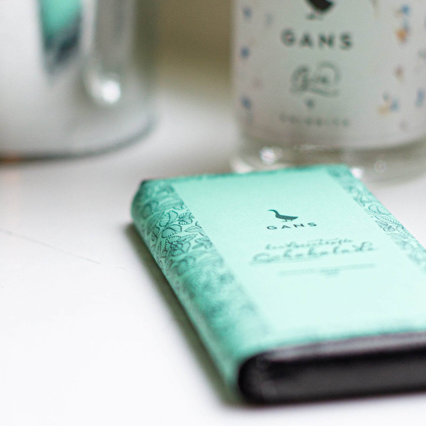 GANS Schokolade gefüllt mit Gin 75 g